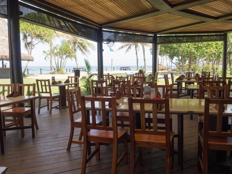 Uprising Beach Resort Pacific Harbour Exterior foto